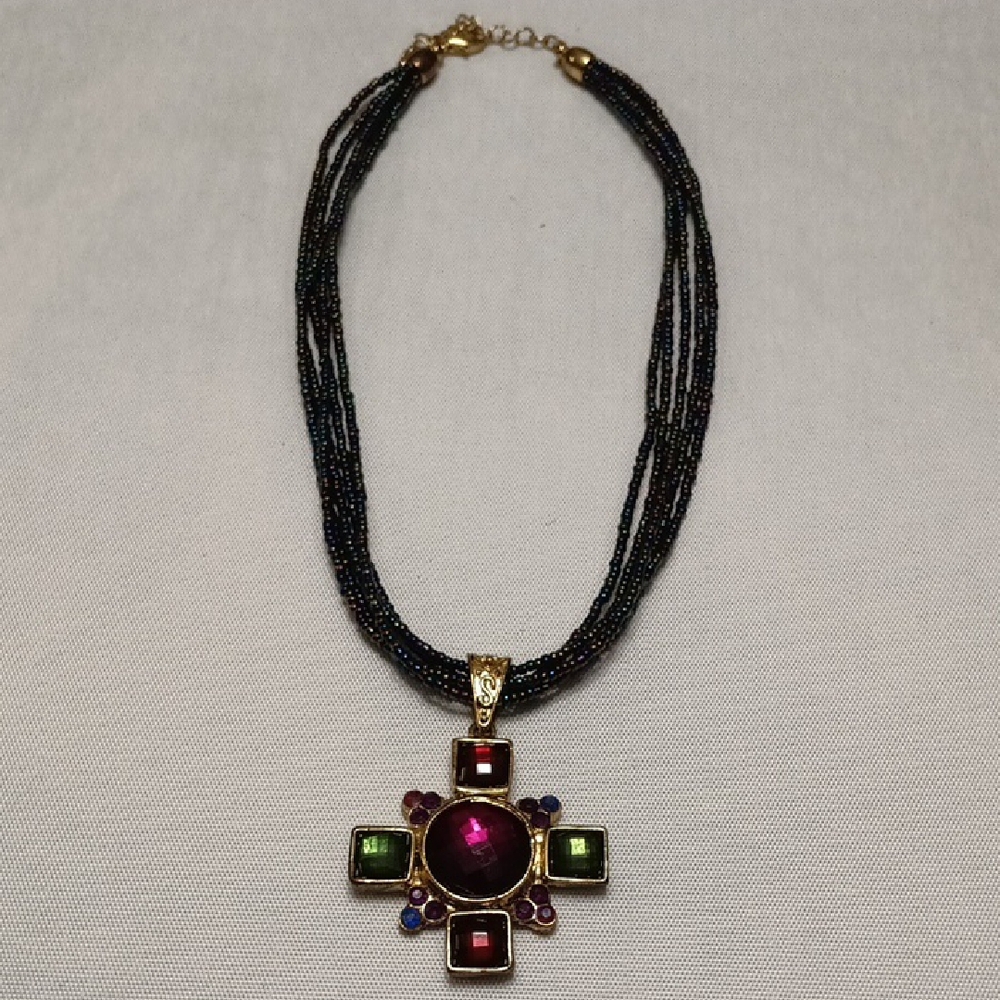 Elegant Multicolor Pendant Necklace